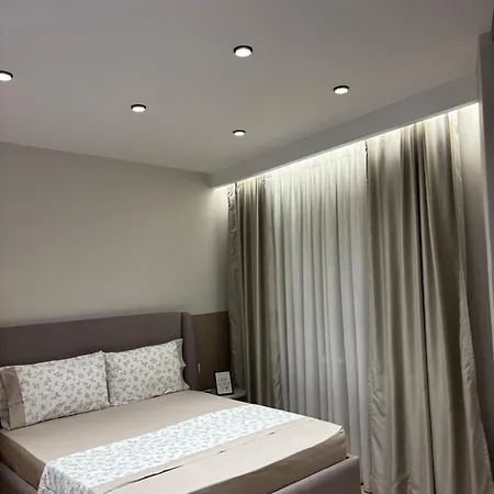 Apartament Living By Erle Tirana